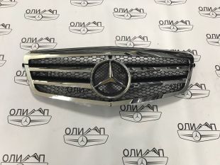 Решетка радиатора на Mercedes W212 09-13 года под AMG Решетка радиатора на Mercedes W212 09-13 года под AMG
